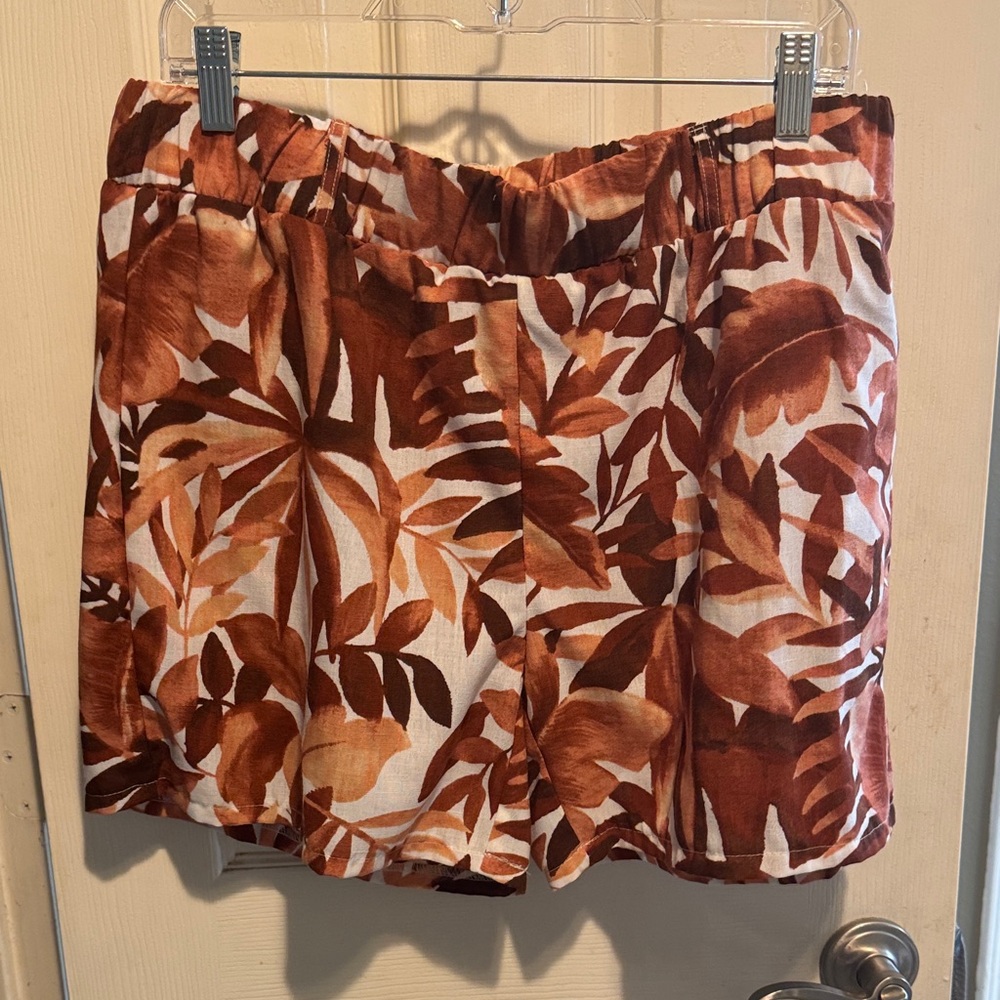 Leaf Print Brown and White Shorts
